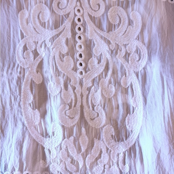 JOHNNY WAS tone on tone white oversized blouse with embroidery, L - Picture 5 of 6